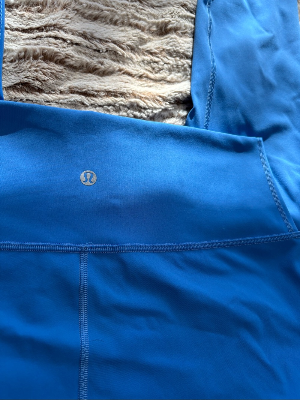 Lululemon size 8 - Picture 4 of 4